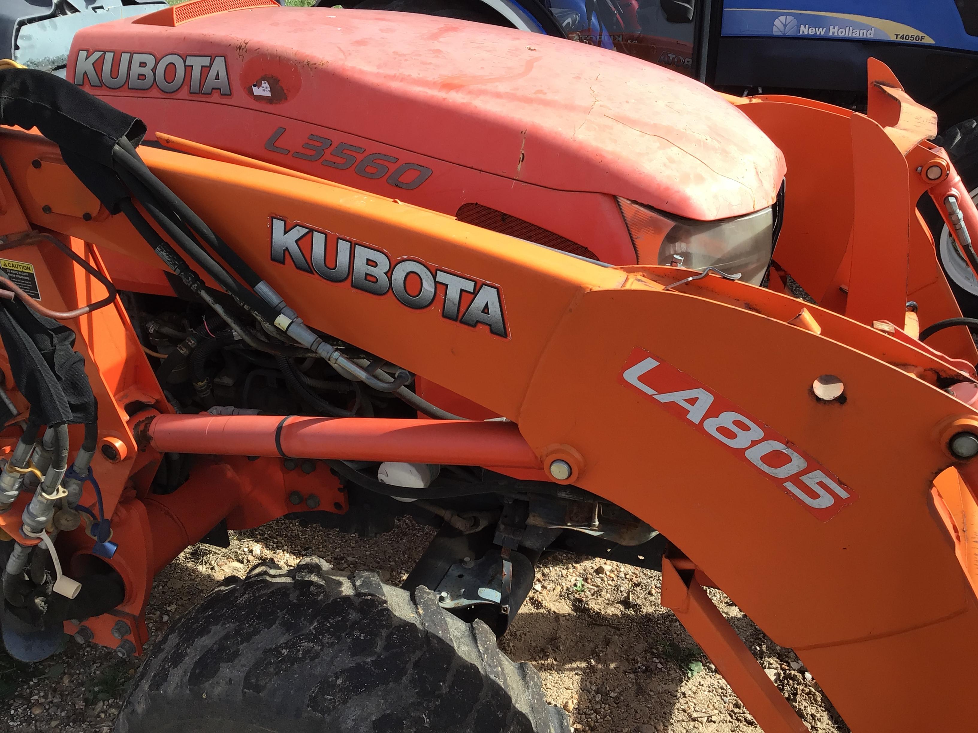 Kubota L3560
