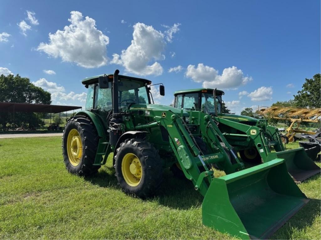 John Deere 6120E