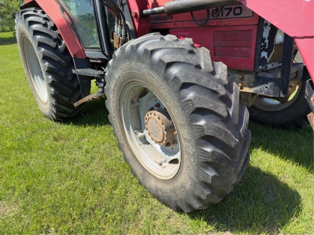 Massey Ferguson 6170