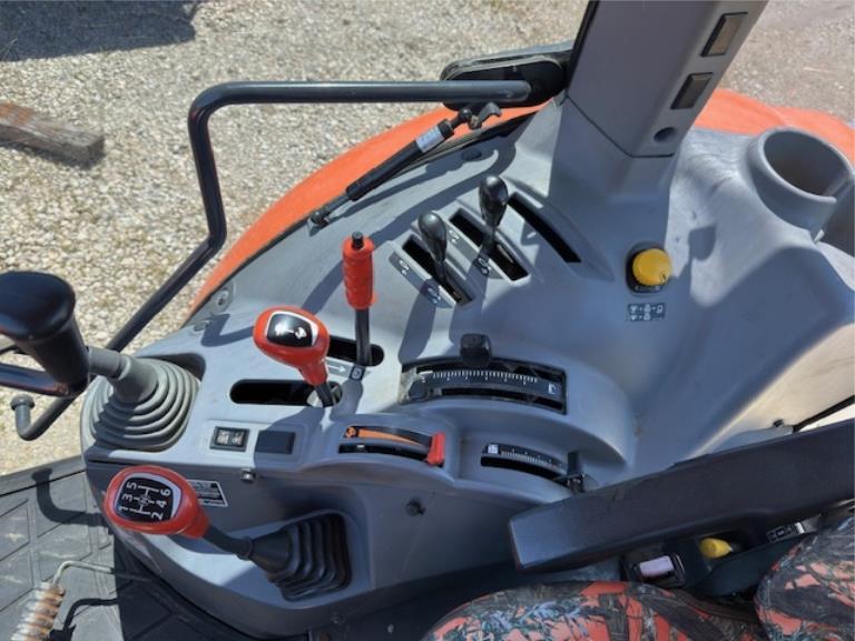 Kubota M5-111