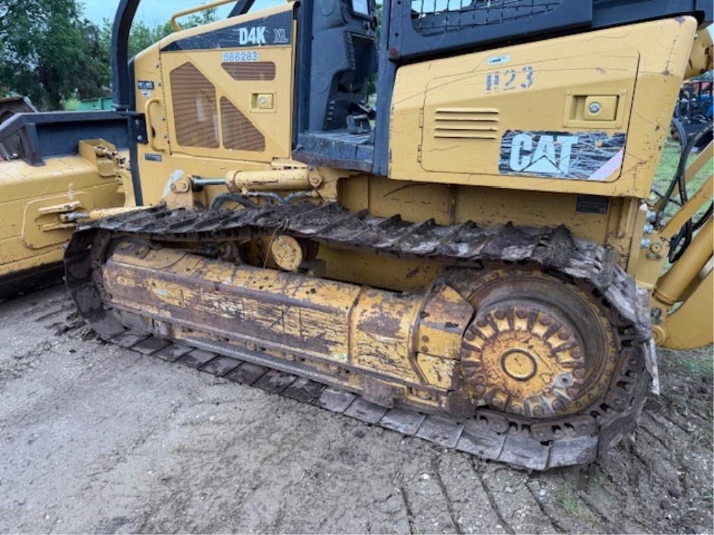 CAT D4KXL