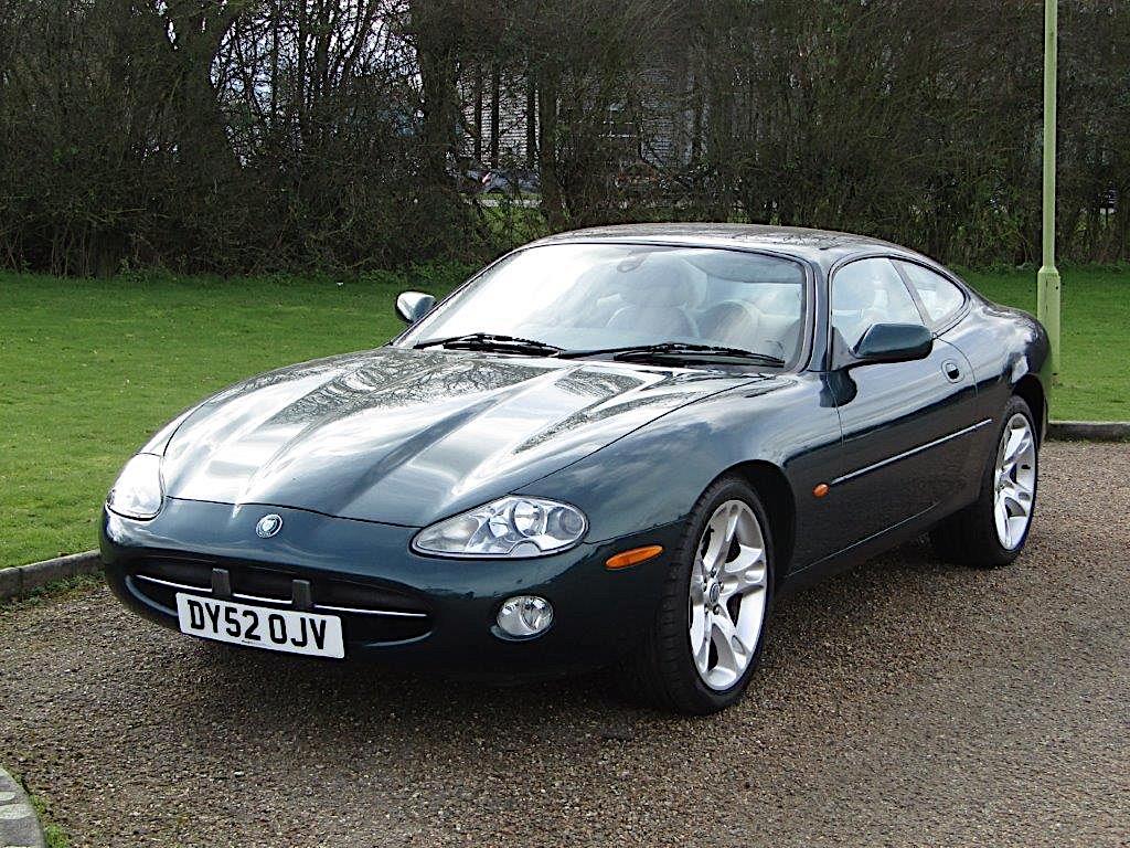 2002 Jaguar XK8 4.0 Coupe Auto