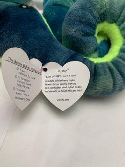 Four Beanie Babies Hissy, Iggy, Quakers, Spinner In Excellent Condition