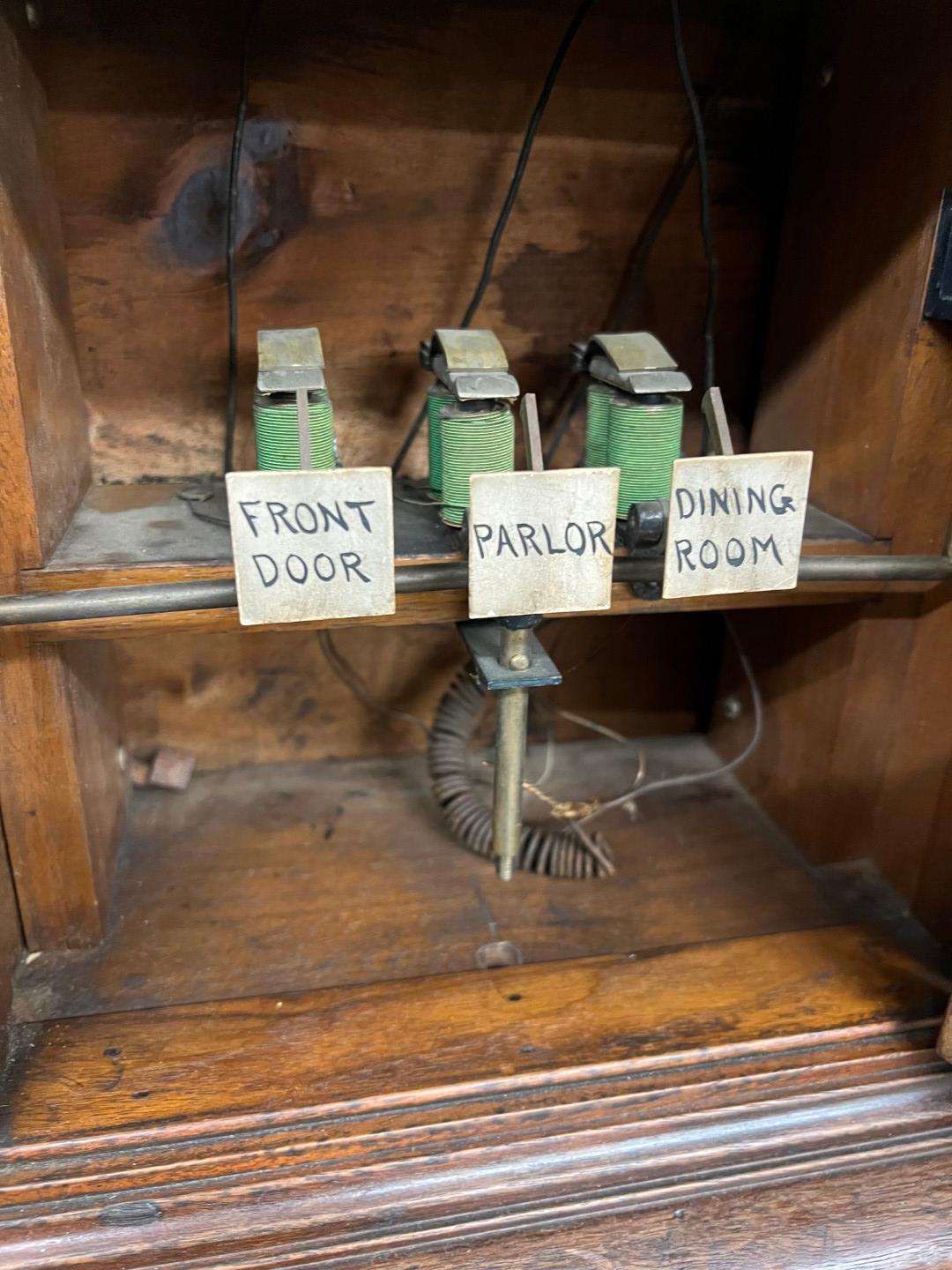 1880s Charles Williams, Jr. Annunciator 109 Court St BOSTON