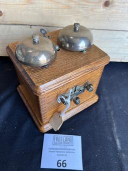 Early 1890s Swedish American OAK Extension bell box with Williams Abbott ringer