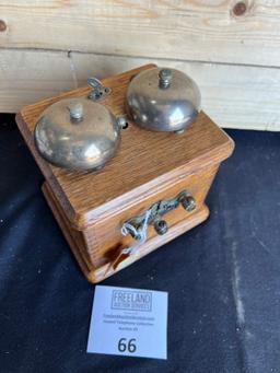 Early 1890s Swedish American OAK Extension bell box with Williams Abbott ringer