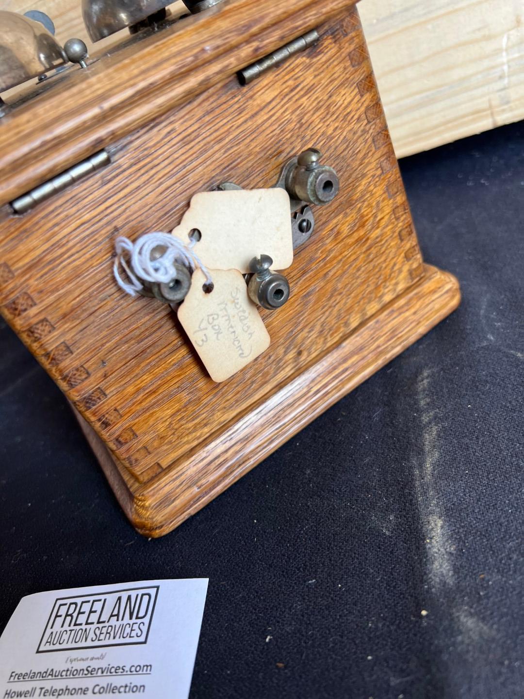 Early 1890s Swedish American OAK Extension bell box with Williams Abbott ringer