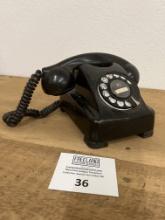 Kellogg RedBar dial desk telephone model 1000BA