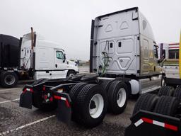 2015 FREIGHTLINER Cascadia125