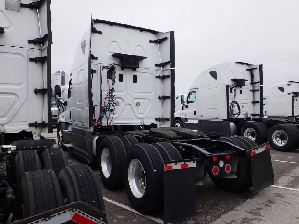 2016 FREIGHTLINER Cascadia125 Evolution