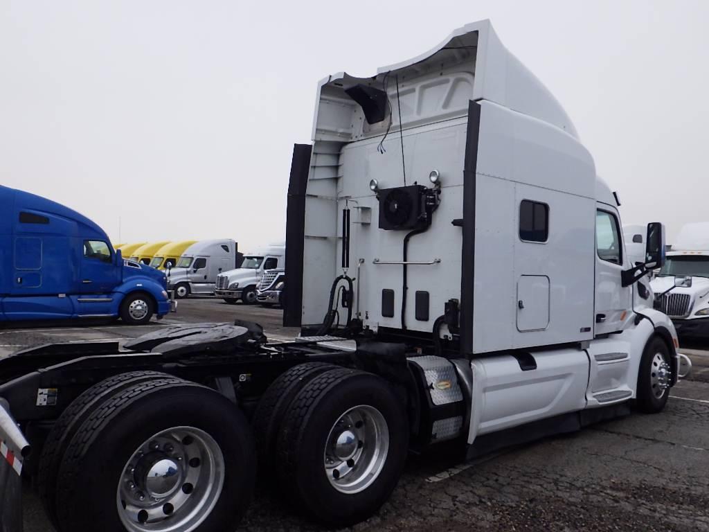 2017 PETERBILT 579 UltraCab EPIQ