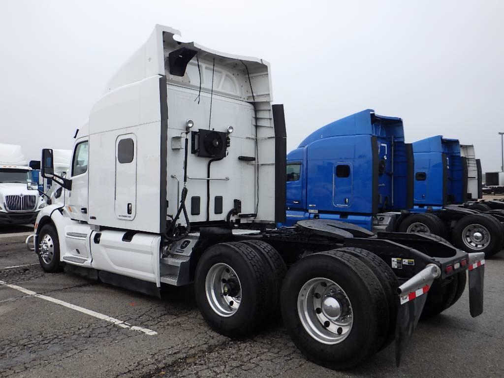 2017 PETERBILT 579 UltraCab EPIQ
