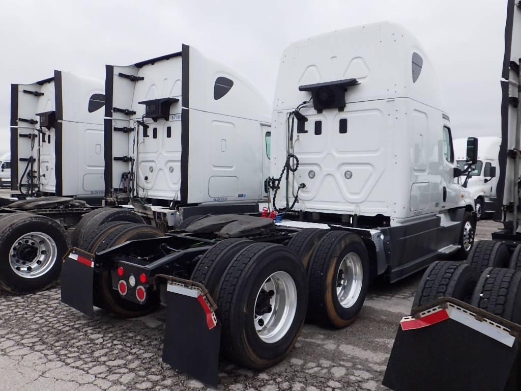 2016 FREIGHTLINER Cascadia125 Evolution
