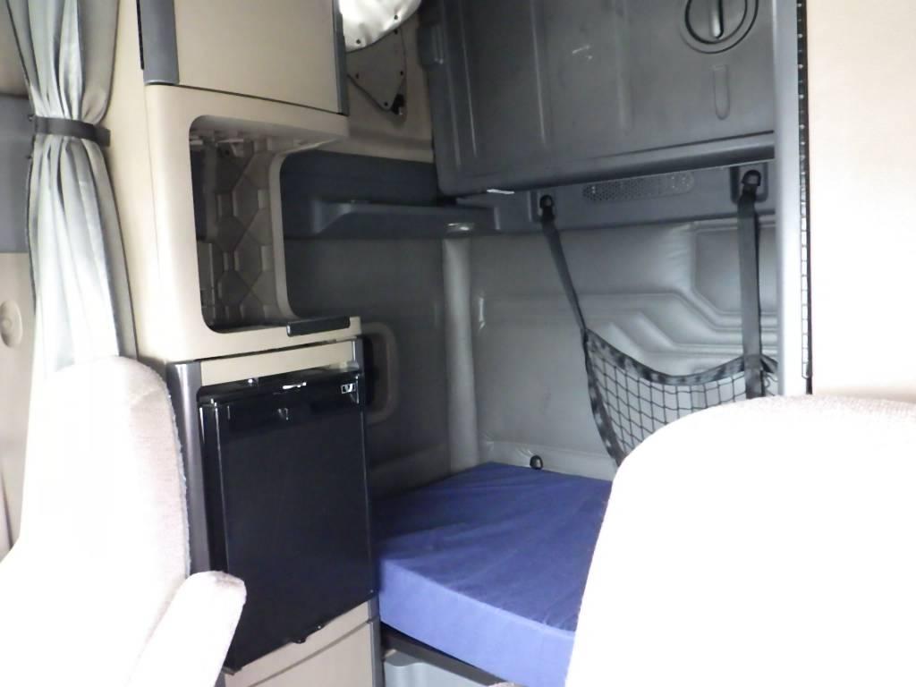 2016 FREIGHTLINER Cascadia125 Evolution