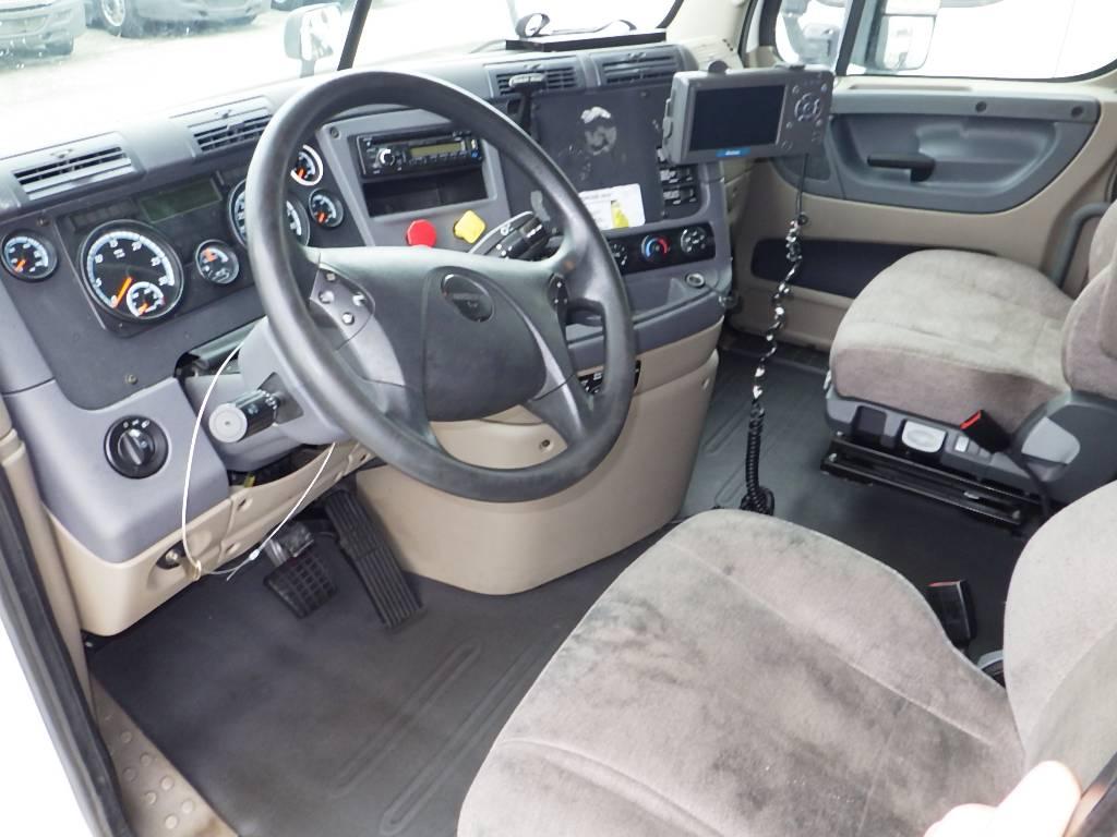 2016 FREIGHTLINER Cascadia125 Evolution
