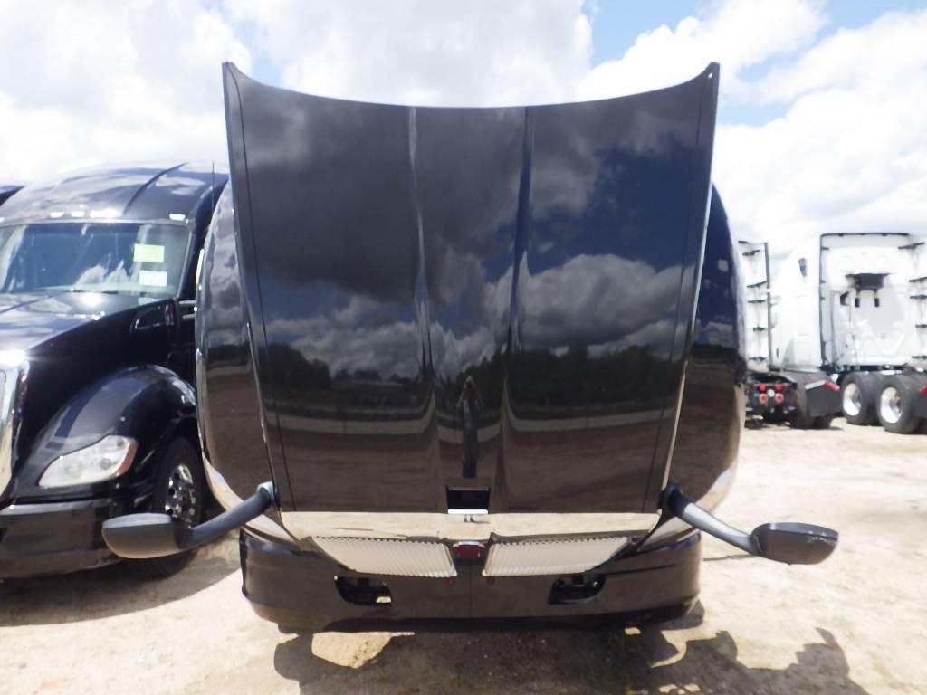 2017 KENWORTH T-680