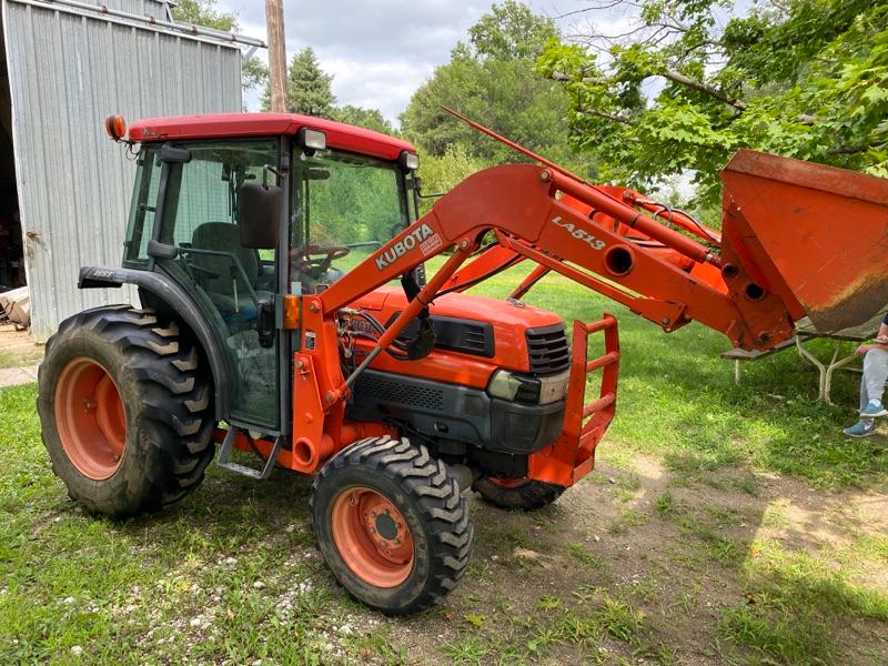Kubota LA513