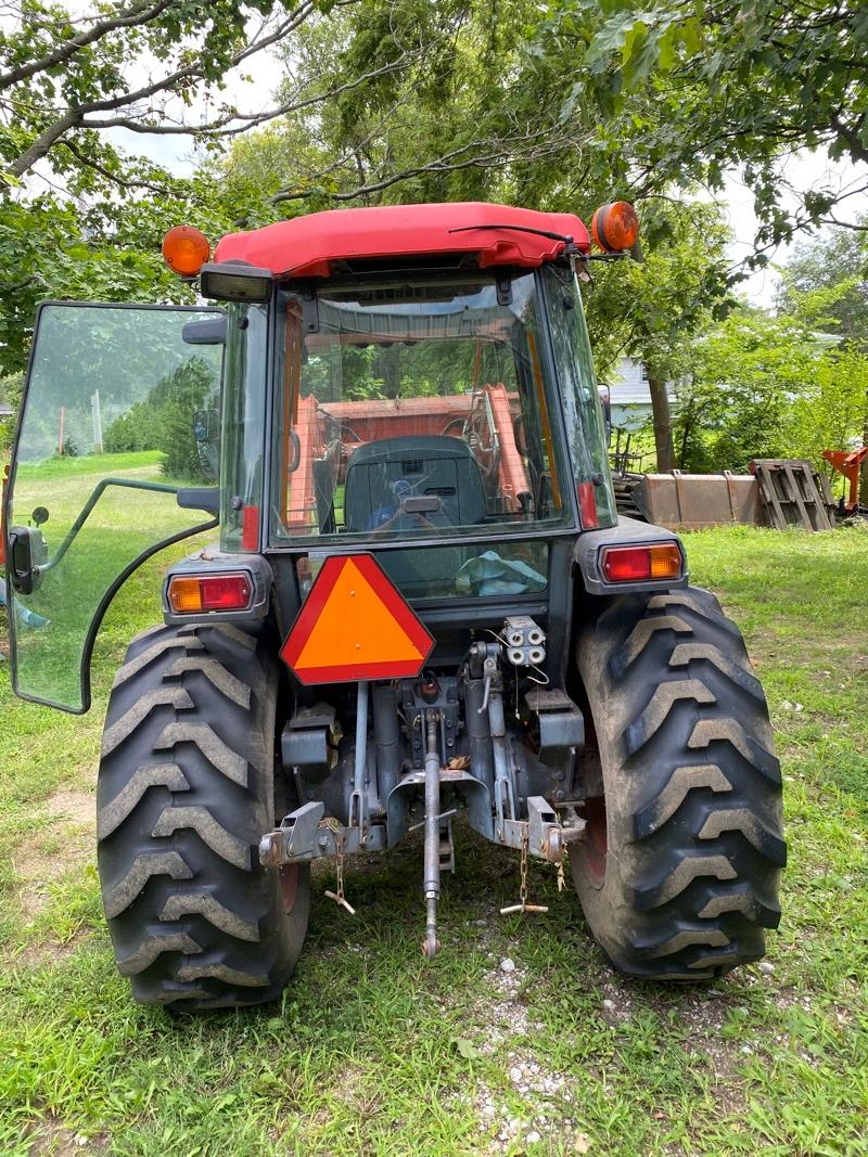 Kubota LA513