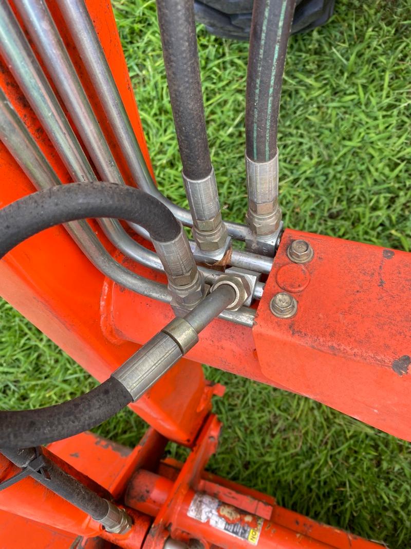 Kubota LA513