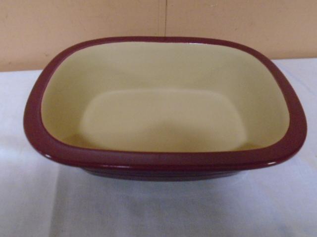 Pampered Chef Cranberry 3.1qt Covered Oval Baker
