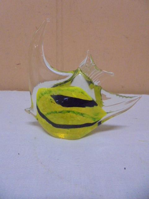 Beautiful Art Glass Ffish Paperweight