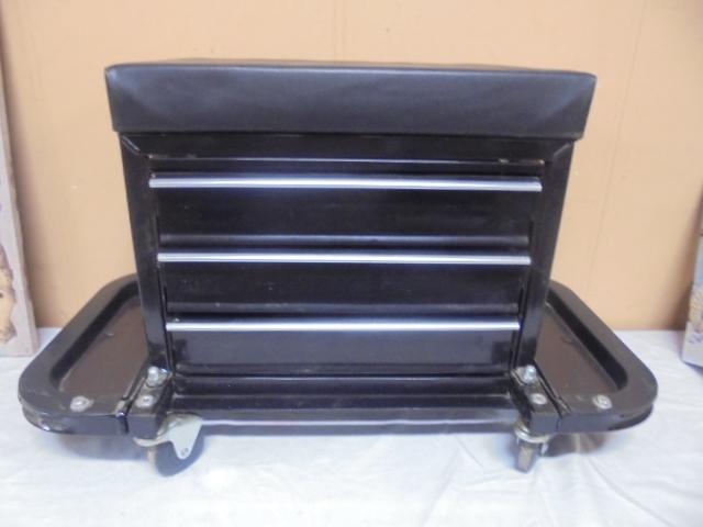 3 Drawer Steel Padded Seat Rolling Mechanics Creeper Seat