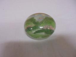 Beautiful Art Glass Paperweight