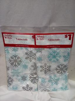 Table Cloth x2 52in x 70in