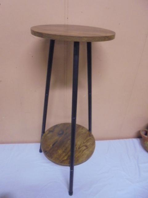 2 Tier Metal & Wood Stand