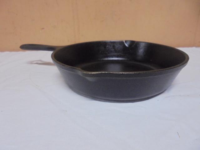 8in Lodge Cracker Barrel Cast Iron Skillet