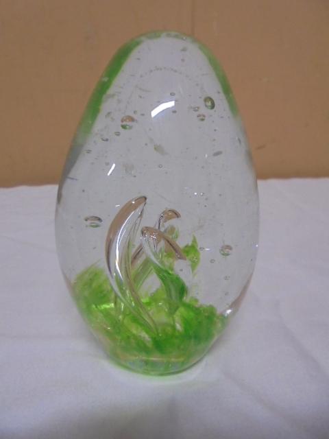 Beautiful Art Glass Paperweight