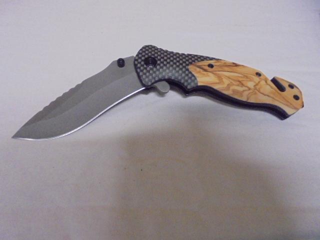 Lockblade Folding Knife