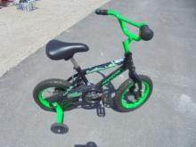 Boy's Magna Grave Blaster Bicycle w/ Training Wheels