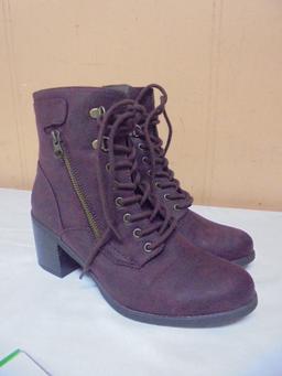 Brand New Pair of White Mountain Boots