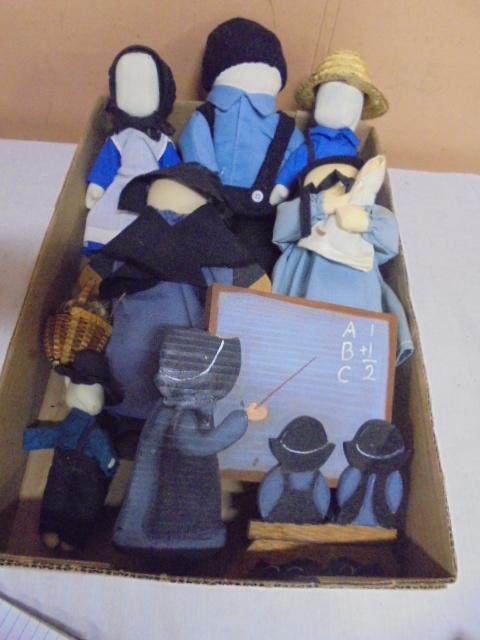 Large Group of Amish Dolls & Décor Items