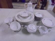39pc Set of Style House Fine China Picardy Pattern