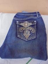Pair of Ladies Apt. 9 Capri Jeans