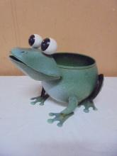 Metal Frog Planter