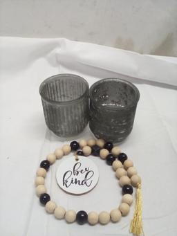 Tealight holder