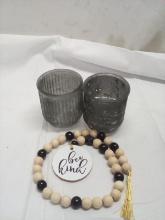 Tealight holder