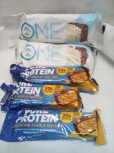 Qty 3 Pure protein Chocolate Peanut Butter/ Qty 2 One Birthday Cake