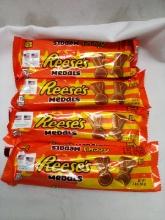 Qty 4 Reese’s Medals King Size