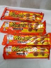 Qty 4 Reese’s Medals King Size