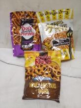 Dot’s Cinnamon Sugar/ Zapp’s Jazzy Honey Mustard/ Uncle Ray’s Honey Mustard & Onion