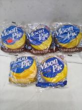 Qty 3 Chocolate Moon Pies/ qty 1 Banana Moon Pie/ Qty 1 Vanilla Moon Pie