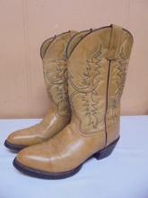 Pair of Like New Laredo Men's Cowboy Boots