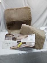 2Pc Better Homes and Gardens Extreme Soft Faux Rabbit Fur Rugs