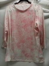 Floral Top Women’s Size XL Stretchy Fabric ¾ length sleeves