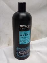 Single 28FlOz Tresemme Clean&Replenish Pro Vit. C 3-in-1 Hair Wash