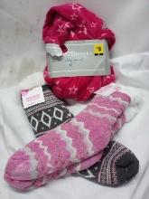 Qty 2 Women’s Sweater/ Lounge Socks| Ladies Plus Sleep Pant Size Medium